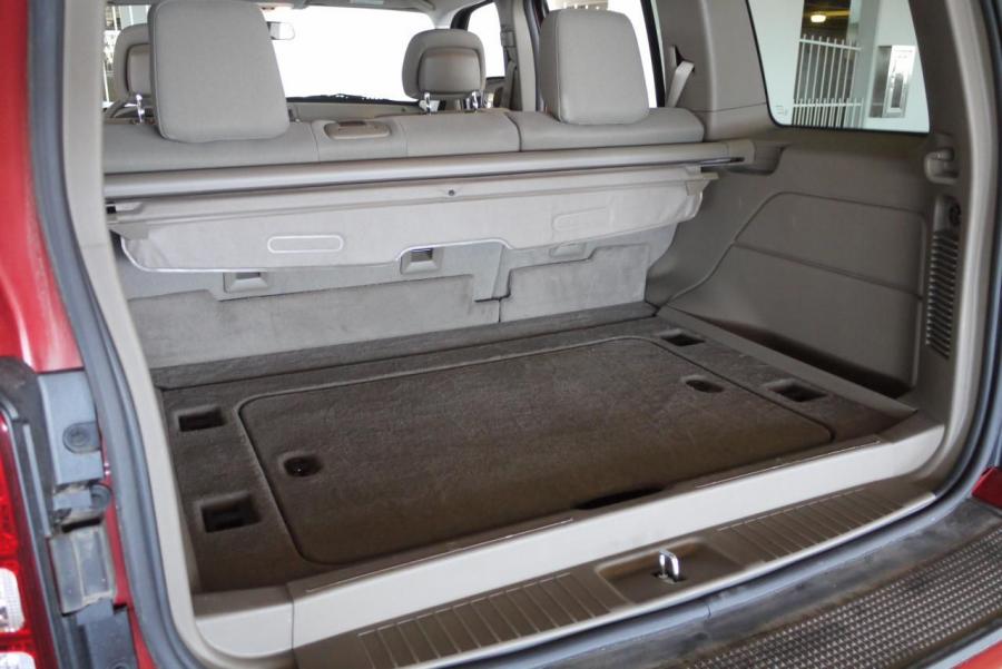  Jeep Liberty Sport 2010 года  (фото 11 из 37)